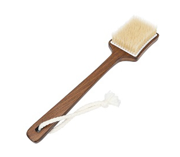 What Are The Key Benefits Of Using Natural Materials In Bath Brushes?