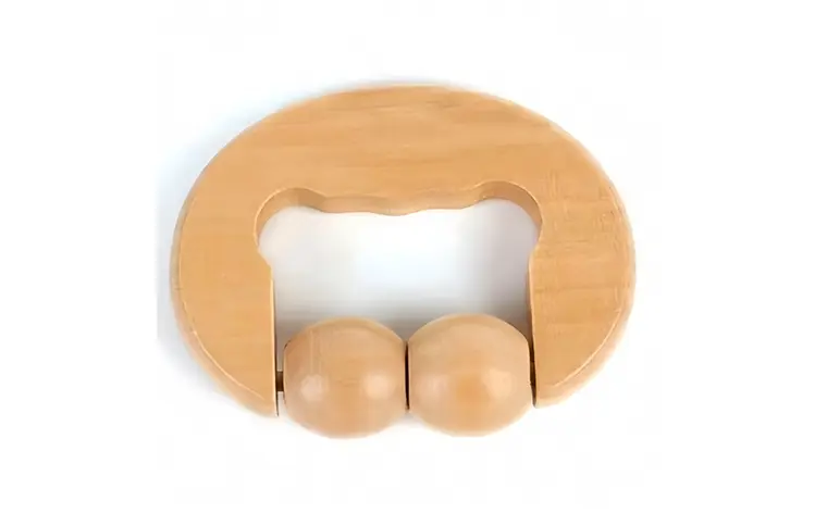 face-massager-wooden